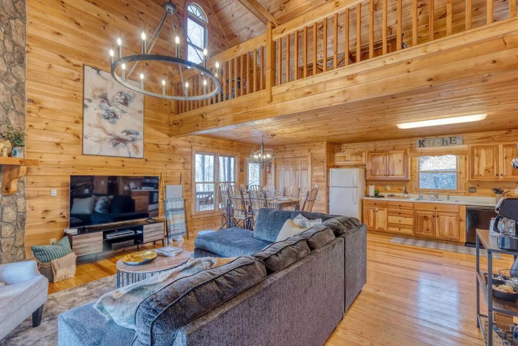 Mtn Cabin Sleeps 10 - 5 Mins To Fishing & Camping Ellijay Extérieur photo