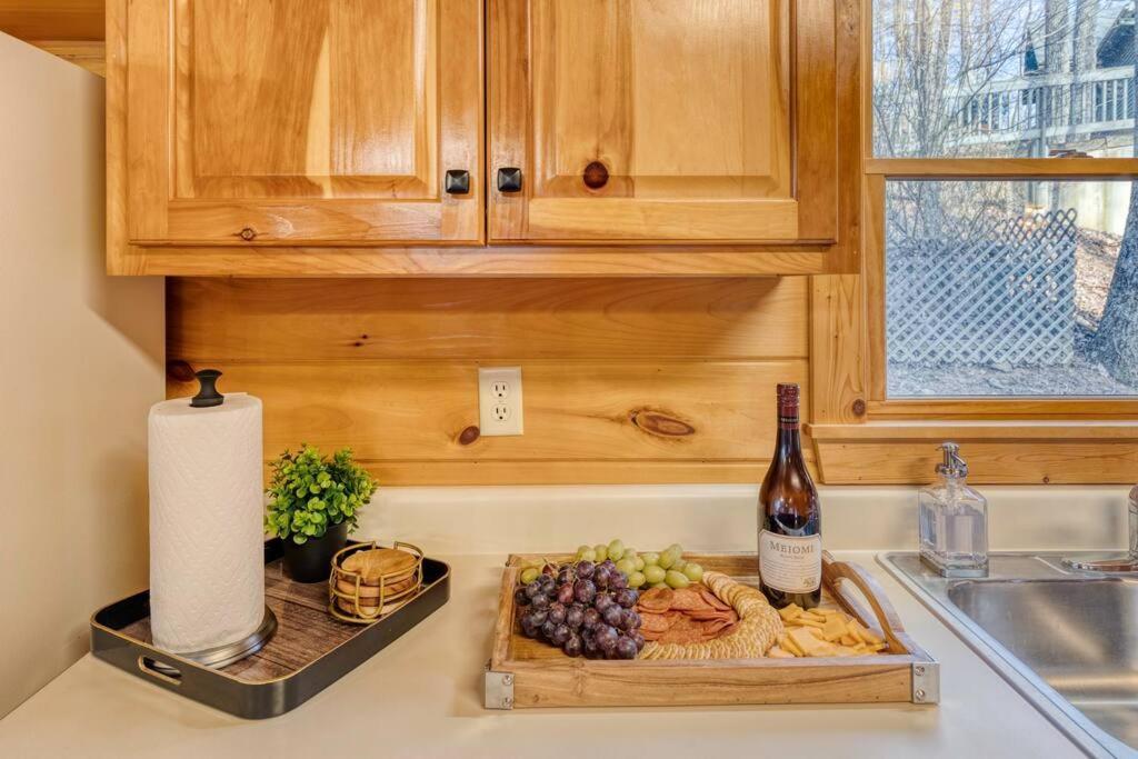 Mtn Cabin Sleeps 10 - 5 Mins To Fishing & Camping Ellijay Extérieur photo
