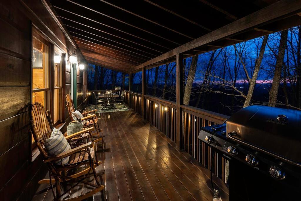 Mtn Cabin Sleeps 10 - 5 Mins To Fishing & Camping Ellijay Extérieur photo