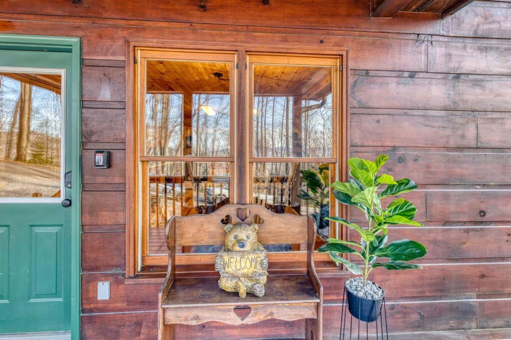 Mtn Cabin Sleeps 10 - 5 Mins To Fishing & Camping Ellijay Extérieur photo