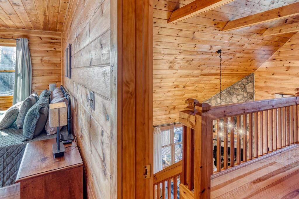 Mtn Cabin Sleeps 10 - 5 Mins To Fishing & Camping Ellijay Extérieur photo