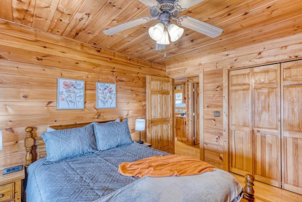 Mtn Cabin Sleeps 10 - 5 Mins To Fishing & Camping Ellijay Extérieur photo